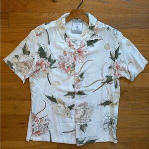 Men’s Denim & Flower Casual Short Sleeve Button Down Shirt - Size Small